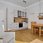 Haus Am Park 20 * Ostseebad Kühlungsborn