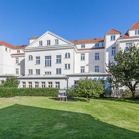 Apartment Haus Am Park 20 *