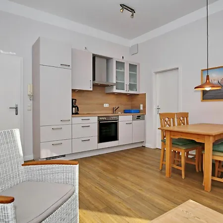 Haus Am Park 20 Apartment Kuehlungsborn